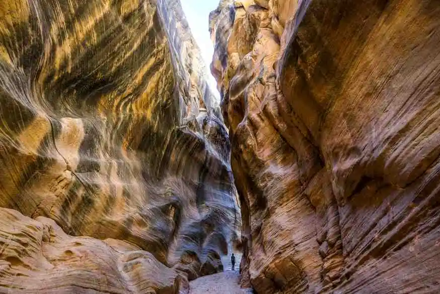 How To Hike The Willis Creek Slot Canyon In Utah