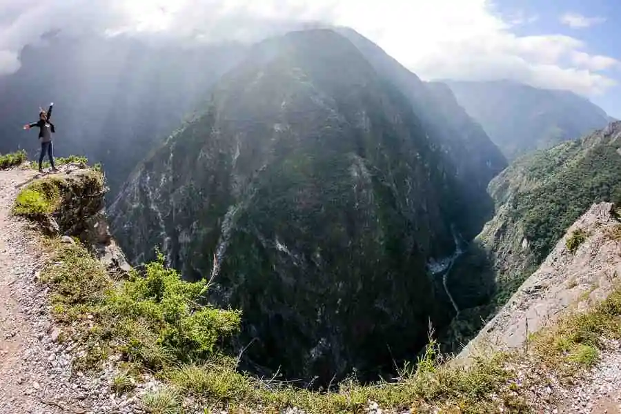Zhuilu Old Trail – Best Hike In Taiwan’s Taroko Gorge